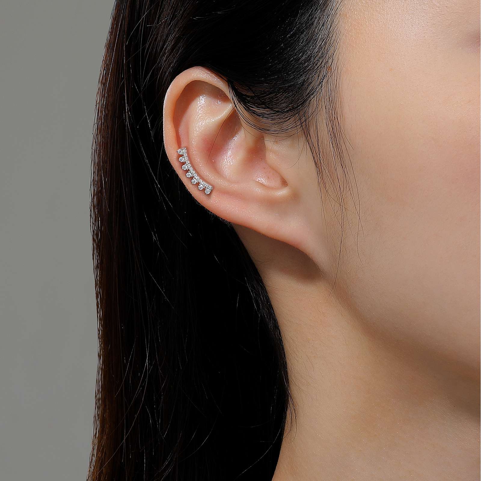 Lassaire Curved Bar Ear Climbers: Playful Brilliance