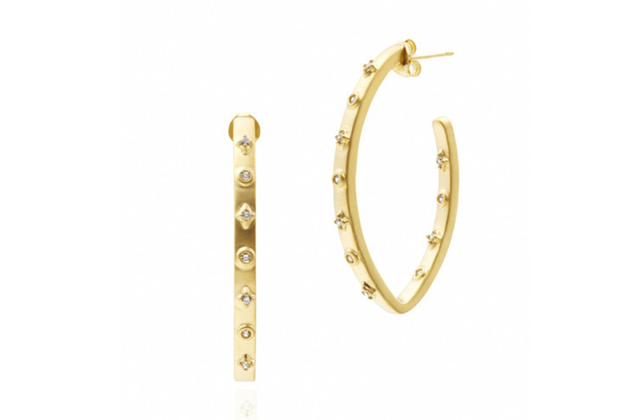 Oval Studded Pointe Hoop Earrings